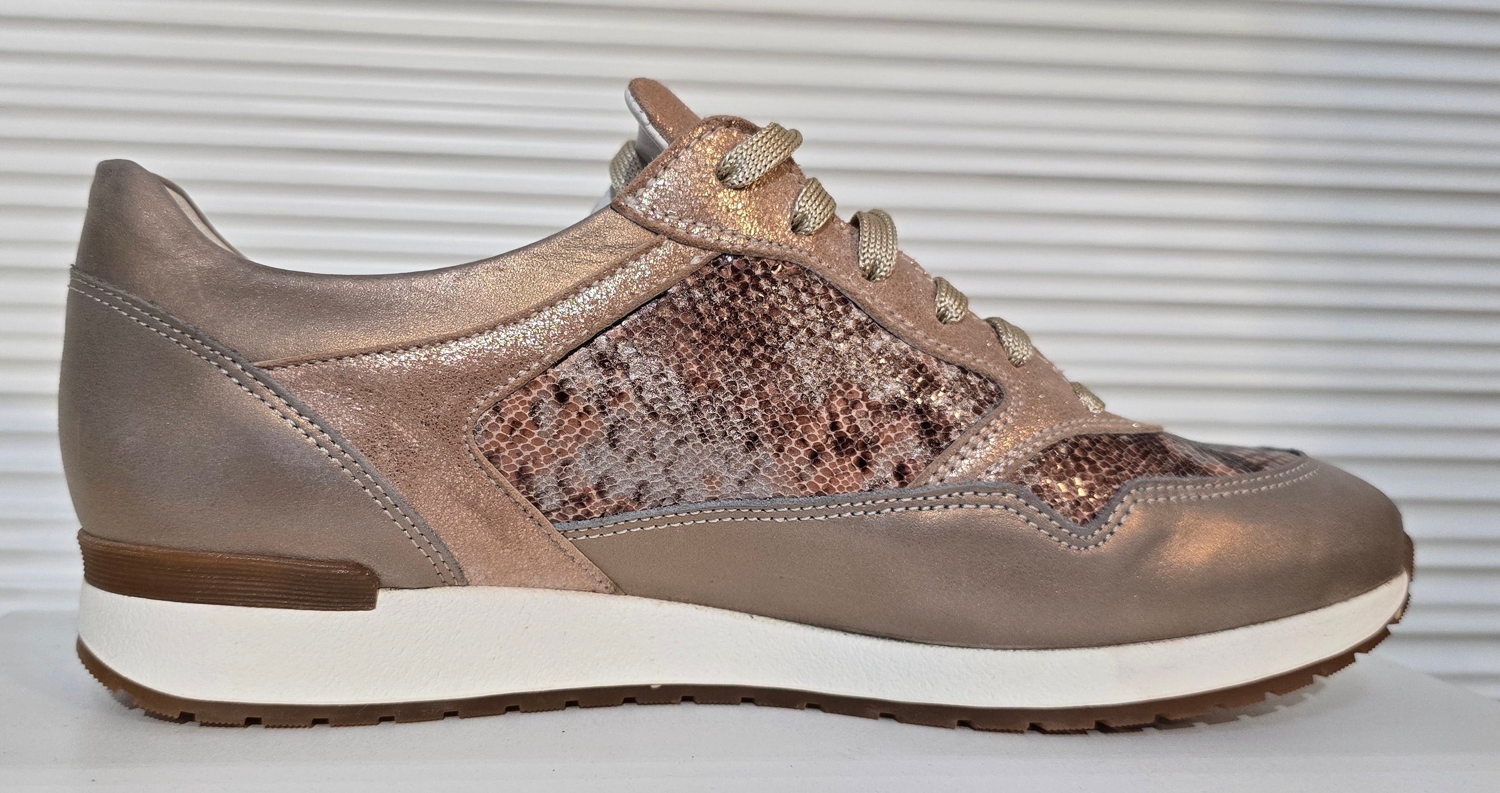 Women’s Sample #3281