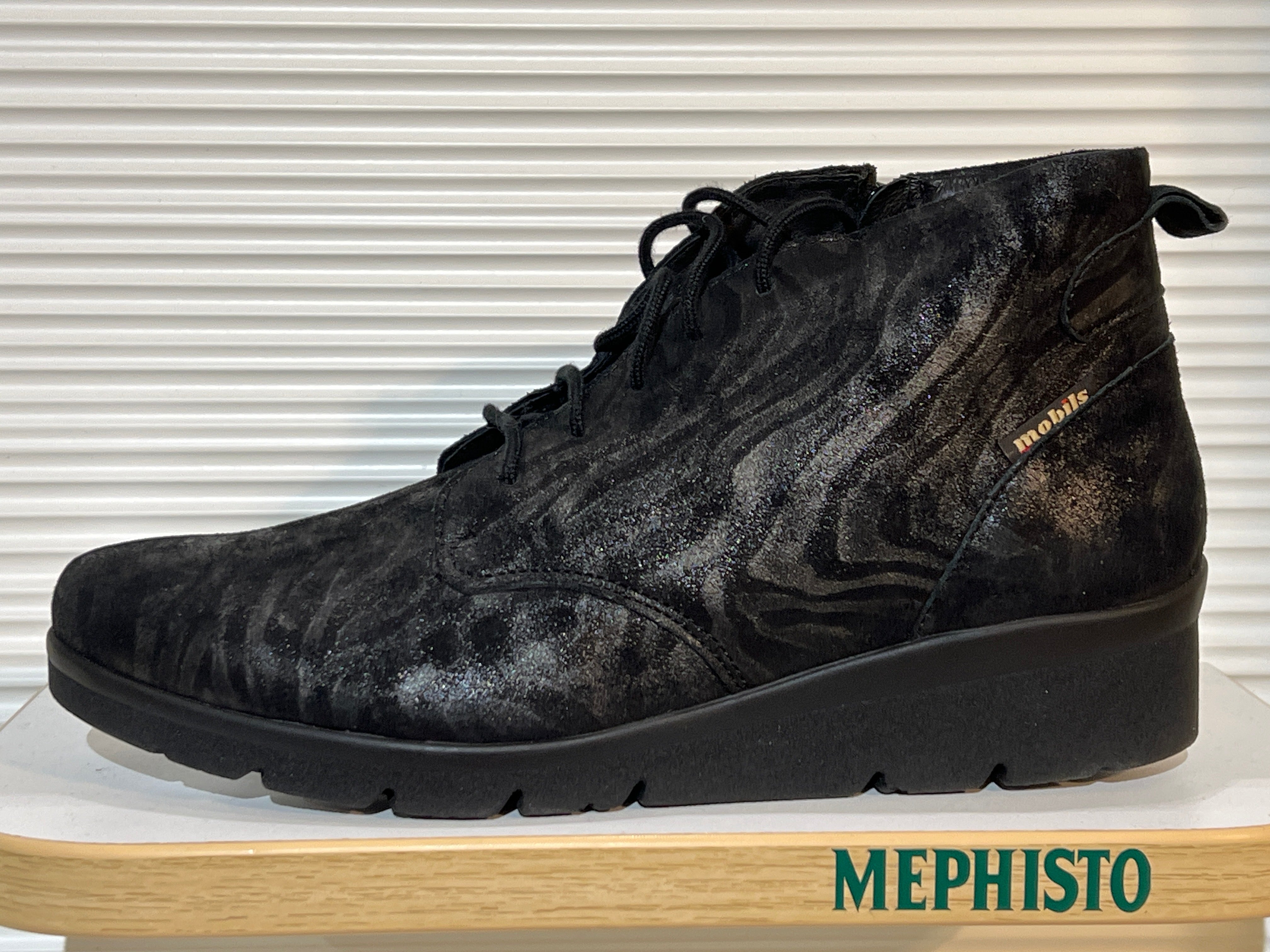 Women’s Sample Boot # 146