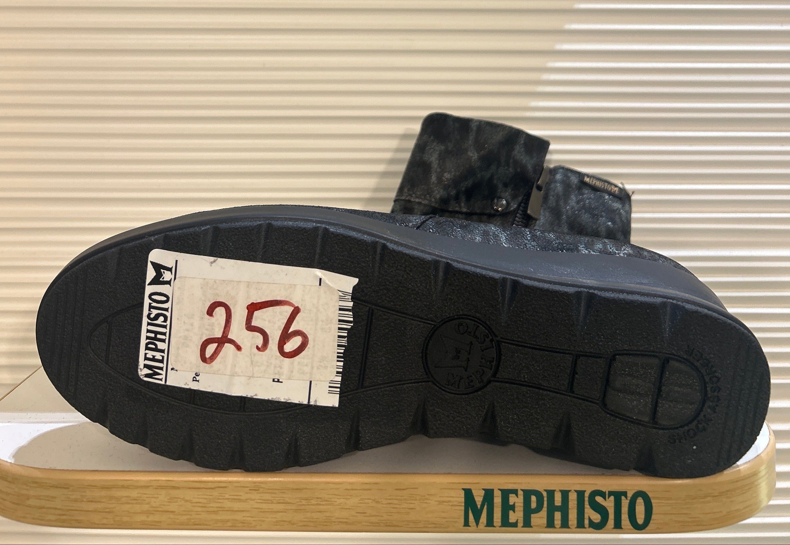 Women’s Sample Boot #256