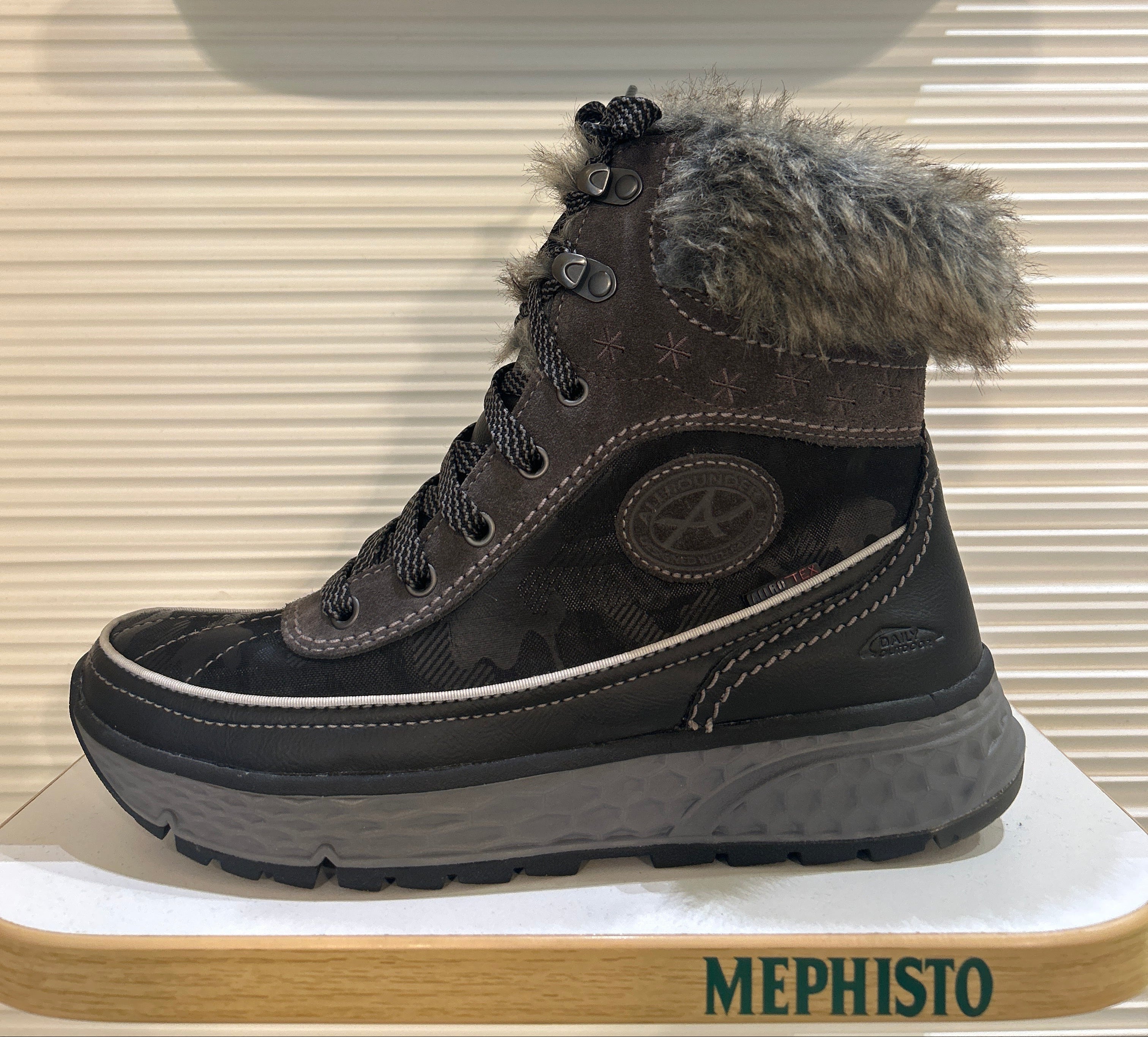 Women’s Sample Boot #162