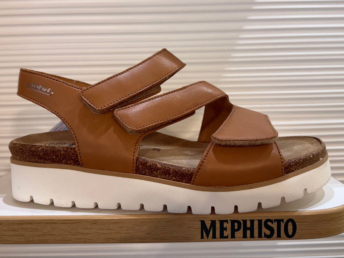 Women's Sample Second Talisia Brandy size 8