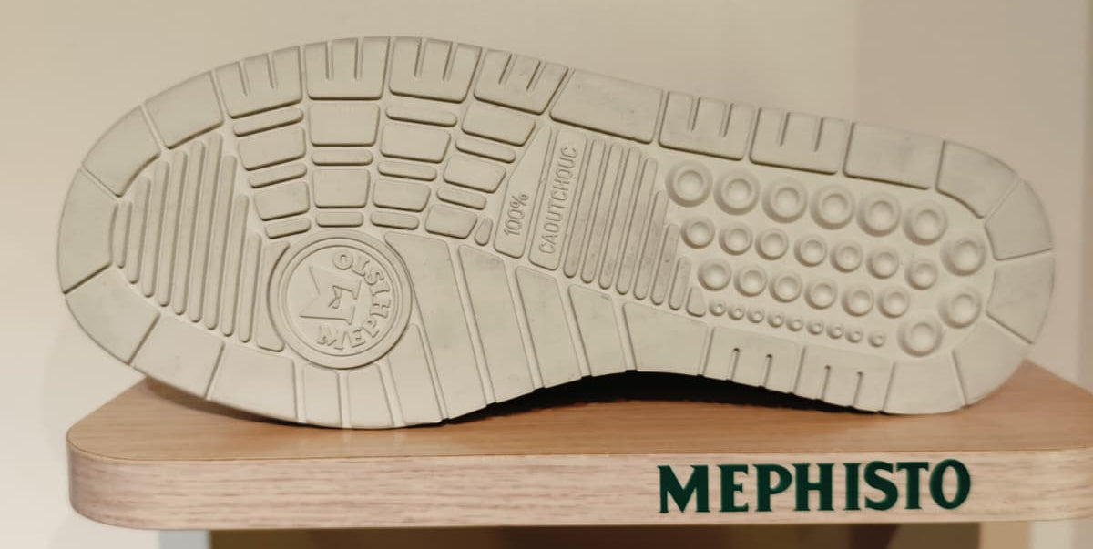 Men’s Sample Second Match Camel Size 8