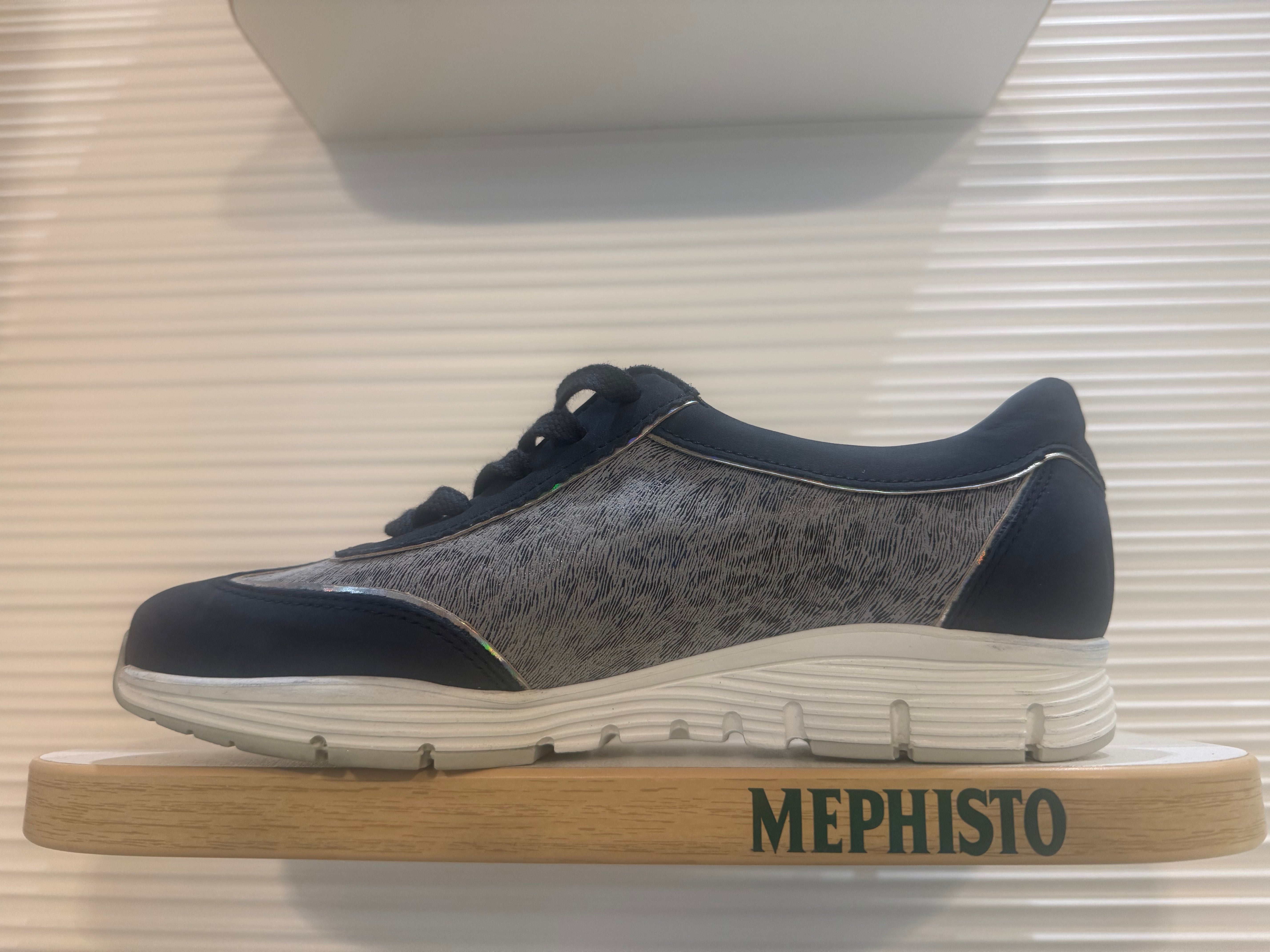 Women's Yael Navy/ Silver (size 6)