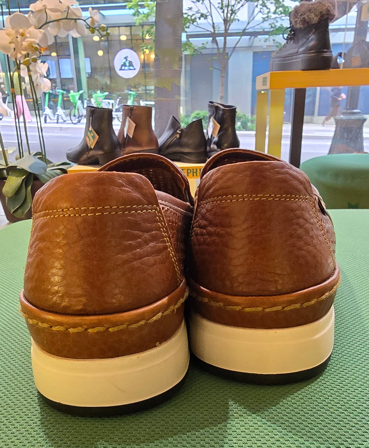 Hadrian Perf - Hazelnut (1335N)
