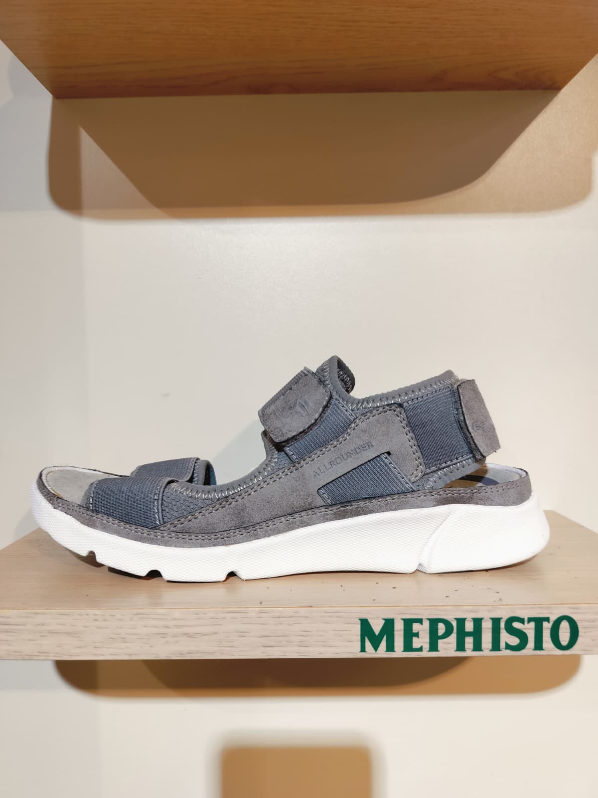 Women's Sample Allrounder #2 size 7