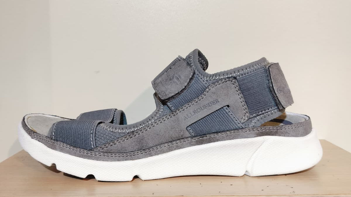 Women's Sample Allrounder #2 size 7