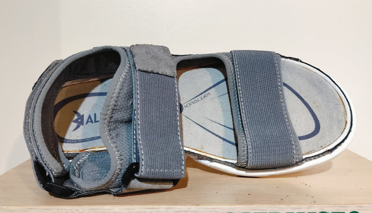 Women's Sample Allrounder #2 size 7