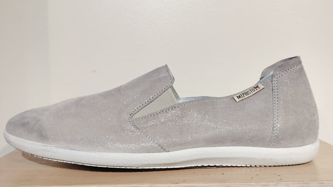 Women's Sample Mephisto Korie size 7.5