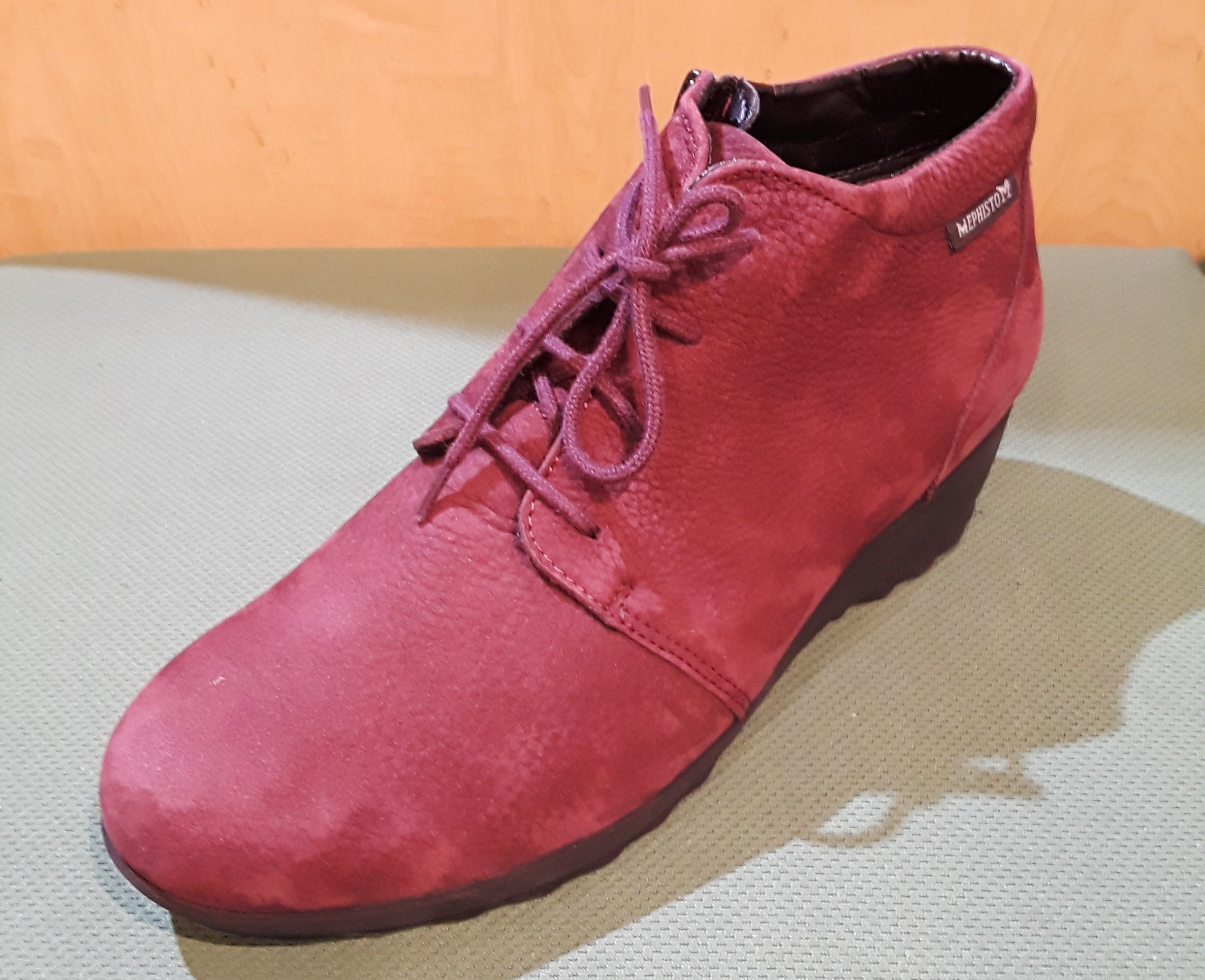 Women's Sample #1410