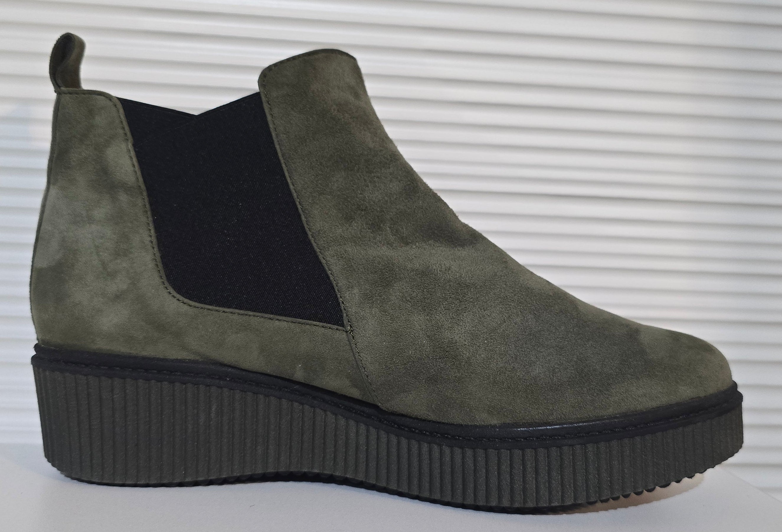 Women’s Sample Boot #221