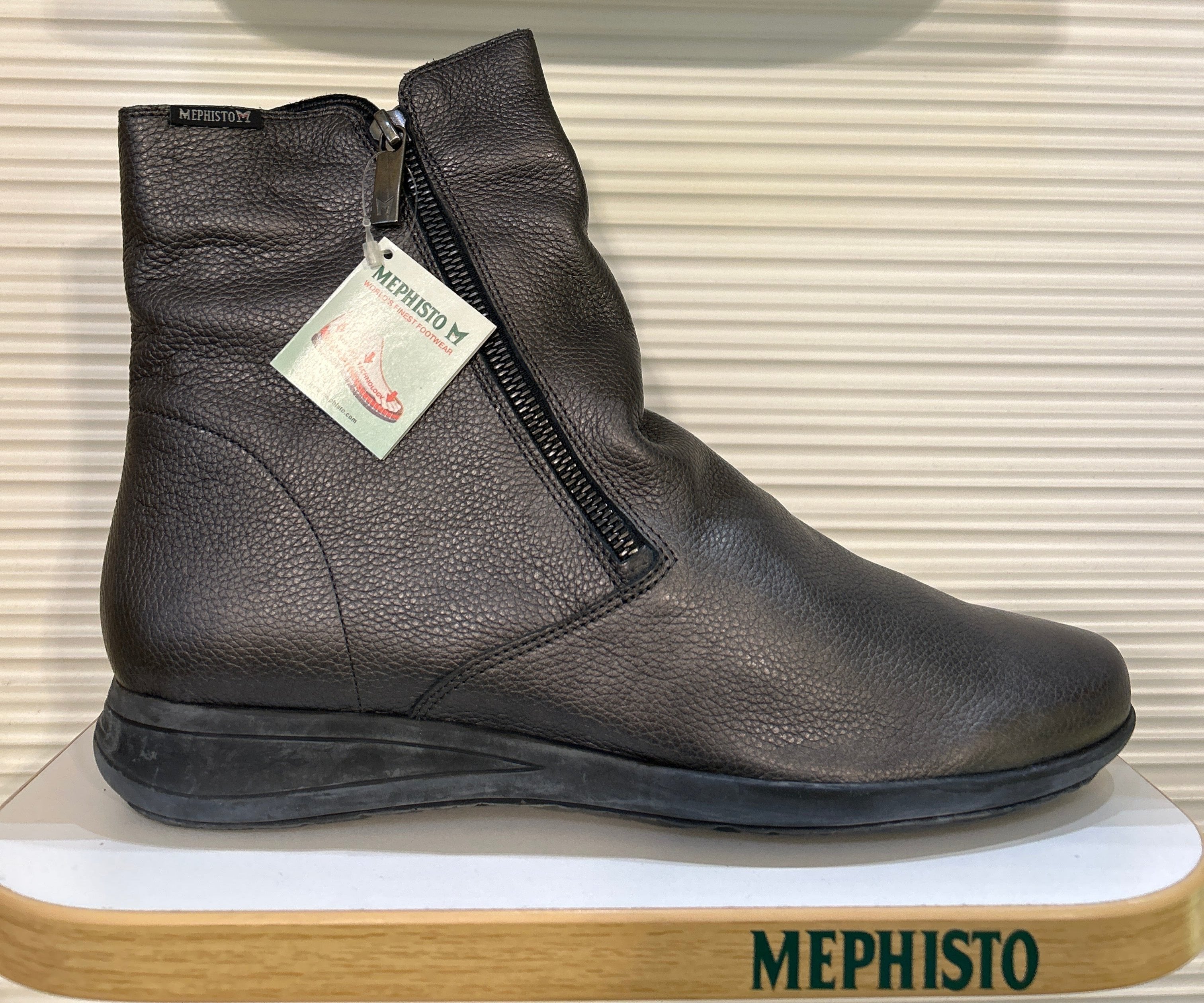 Nessia - Graphite 9959
