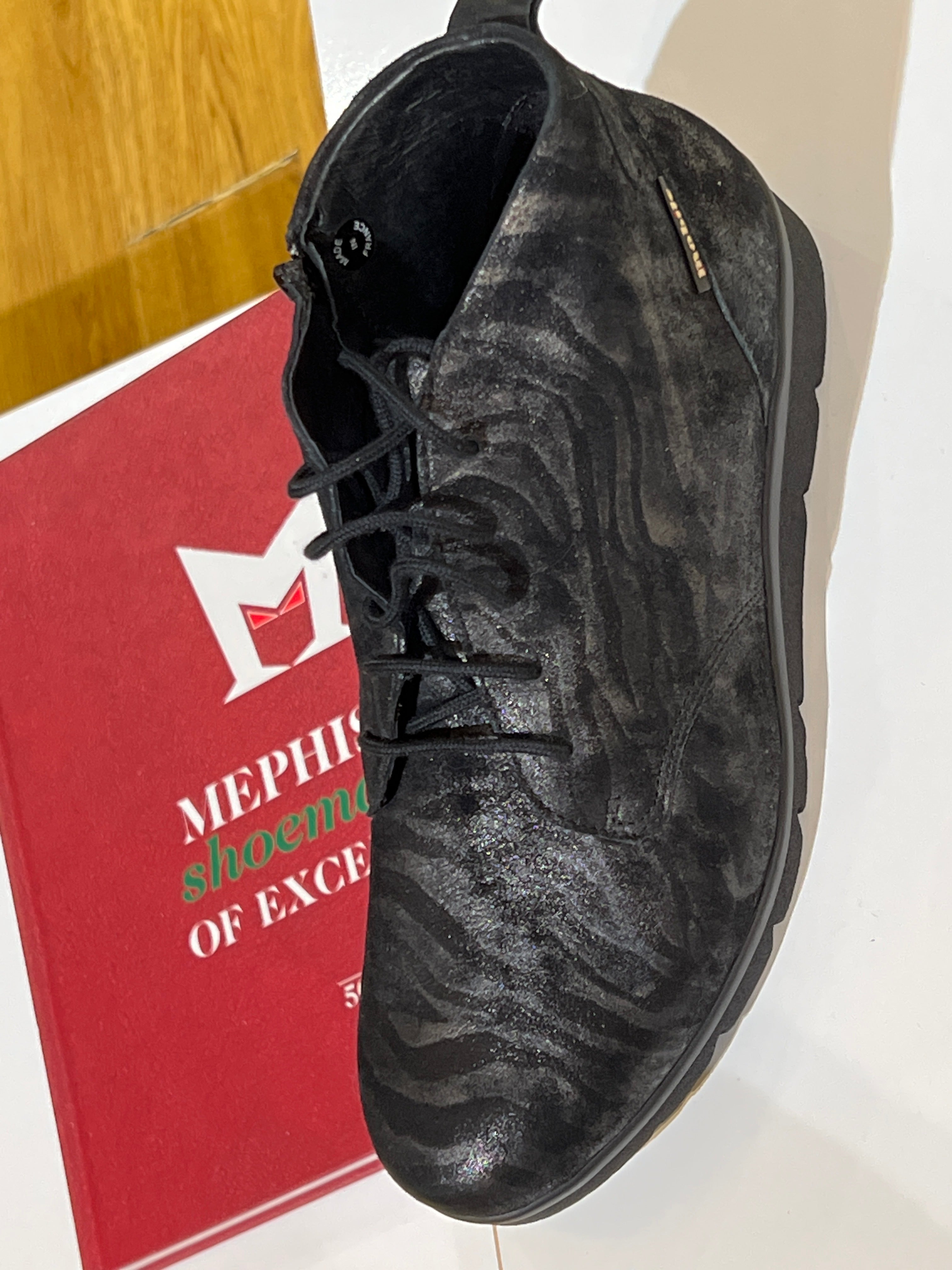 Women’s Sample Boot # 146