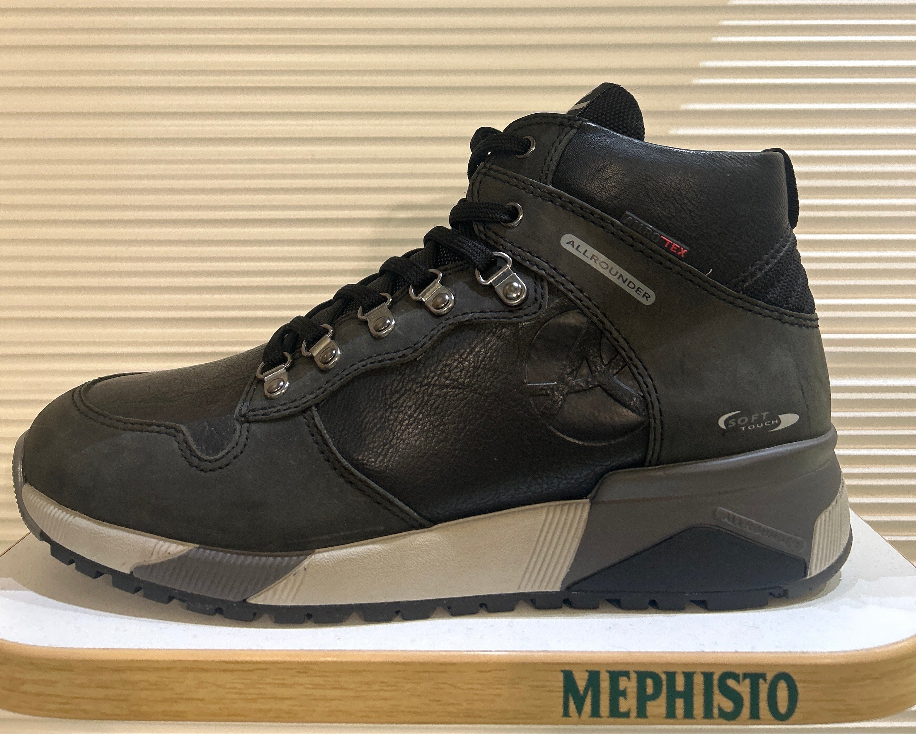 Women’s Sample Boot #43