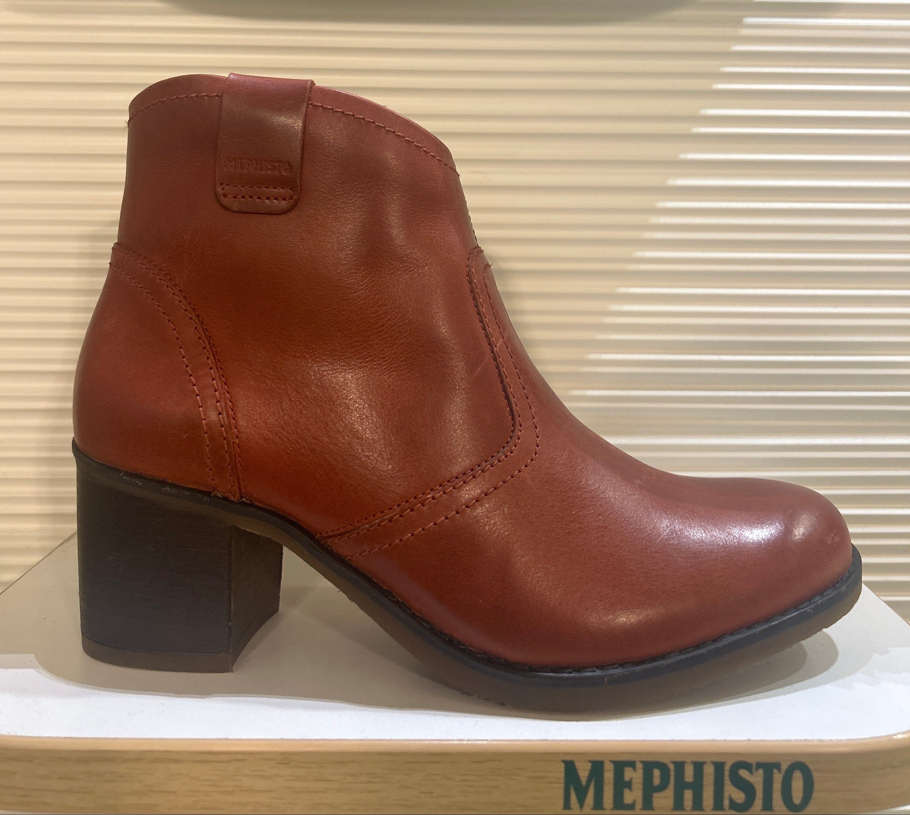 Women’s Sample Boot #205