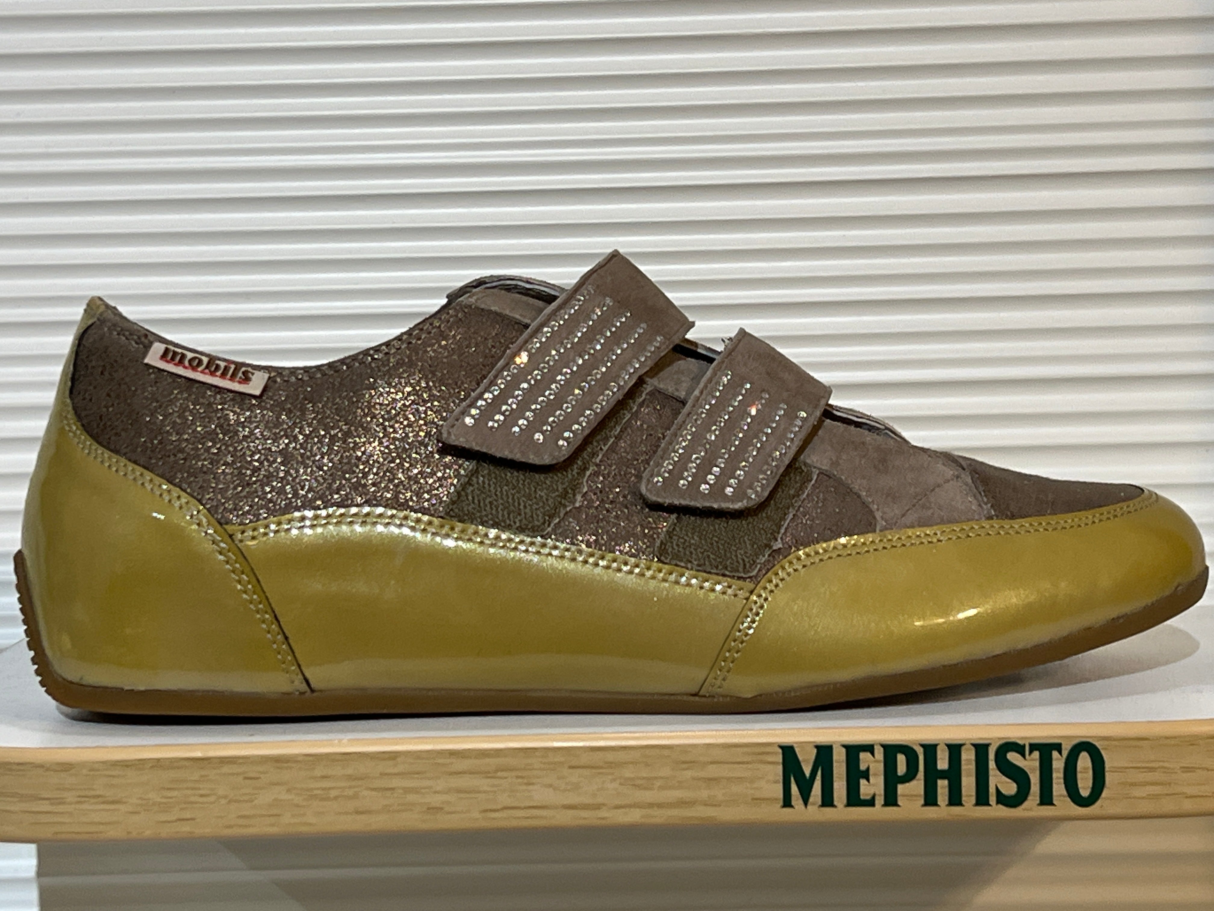 Women’s Sample # 3318