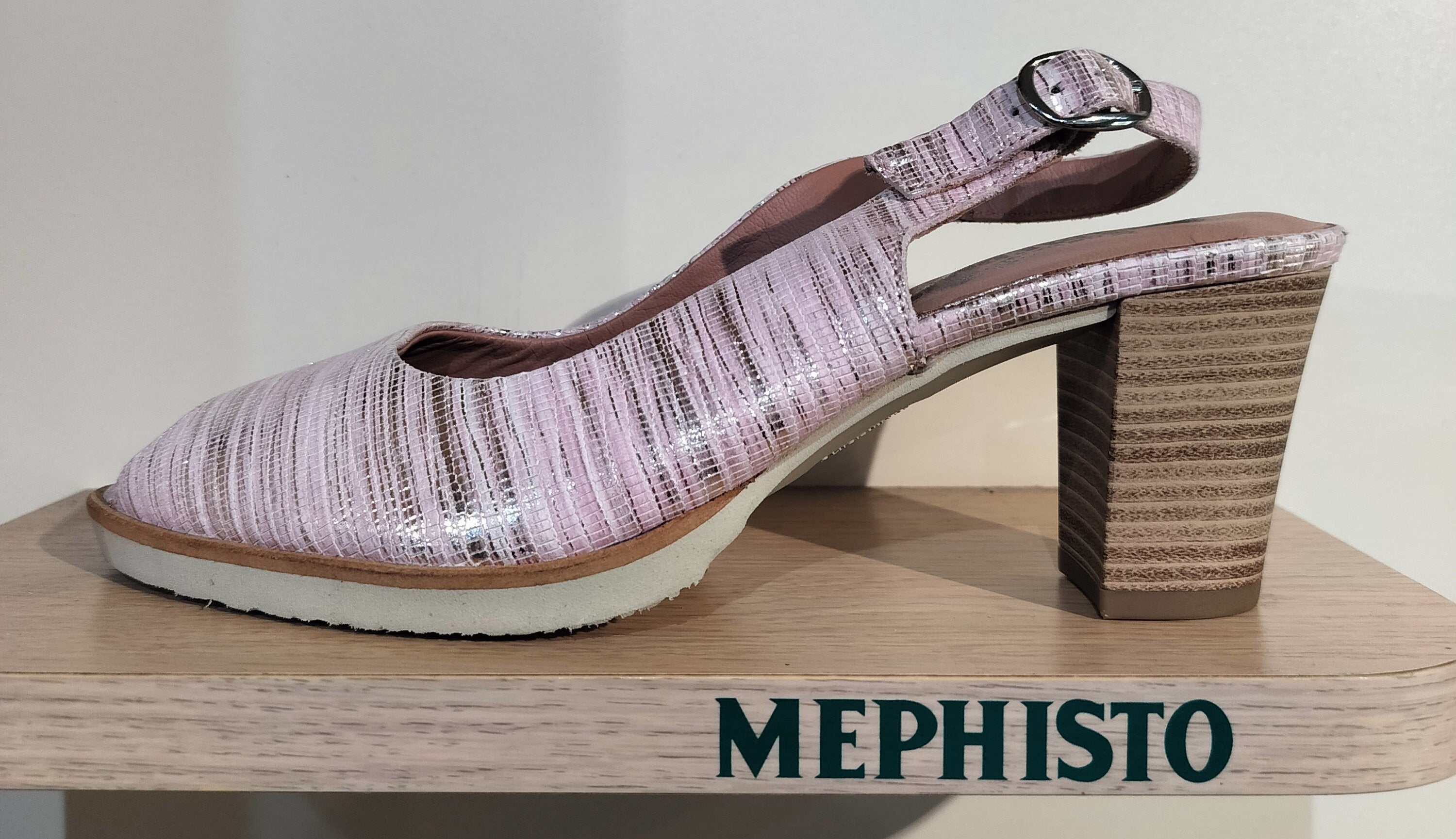 Women sample 2341