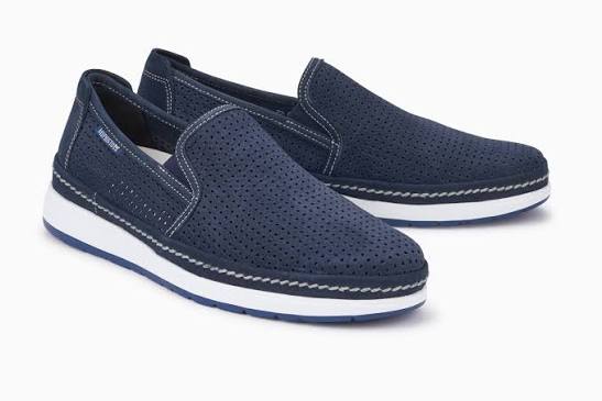 Men's Sample Second Hadrian Perf navy size 9.5