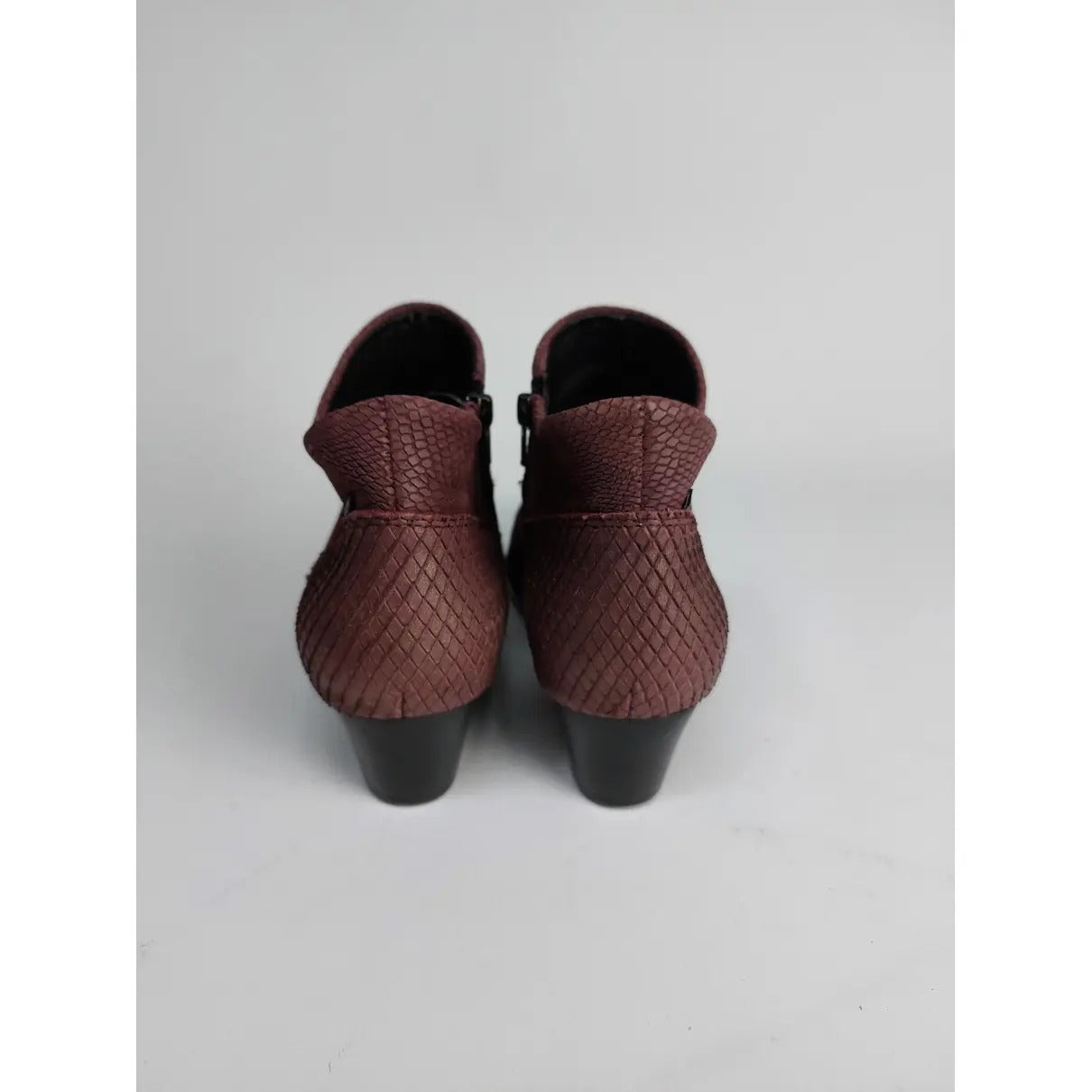 Michela - CH6974/74/74