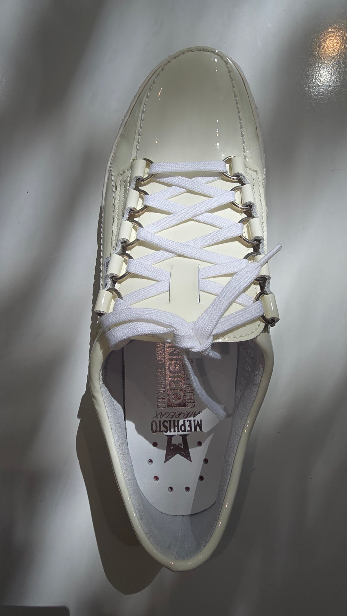 Women's Sample Second Lady white patent leather size 8.5