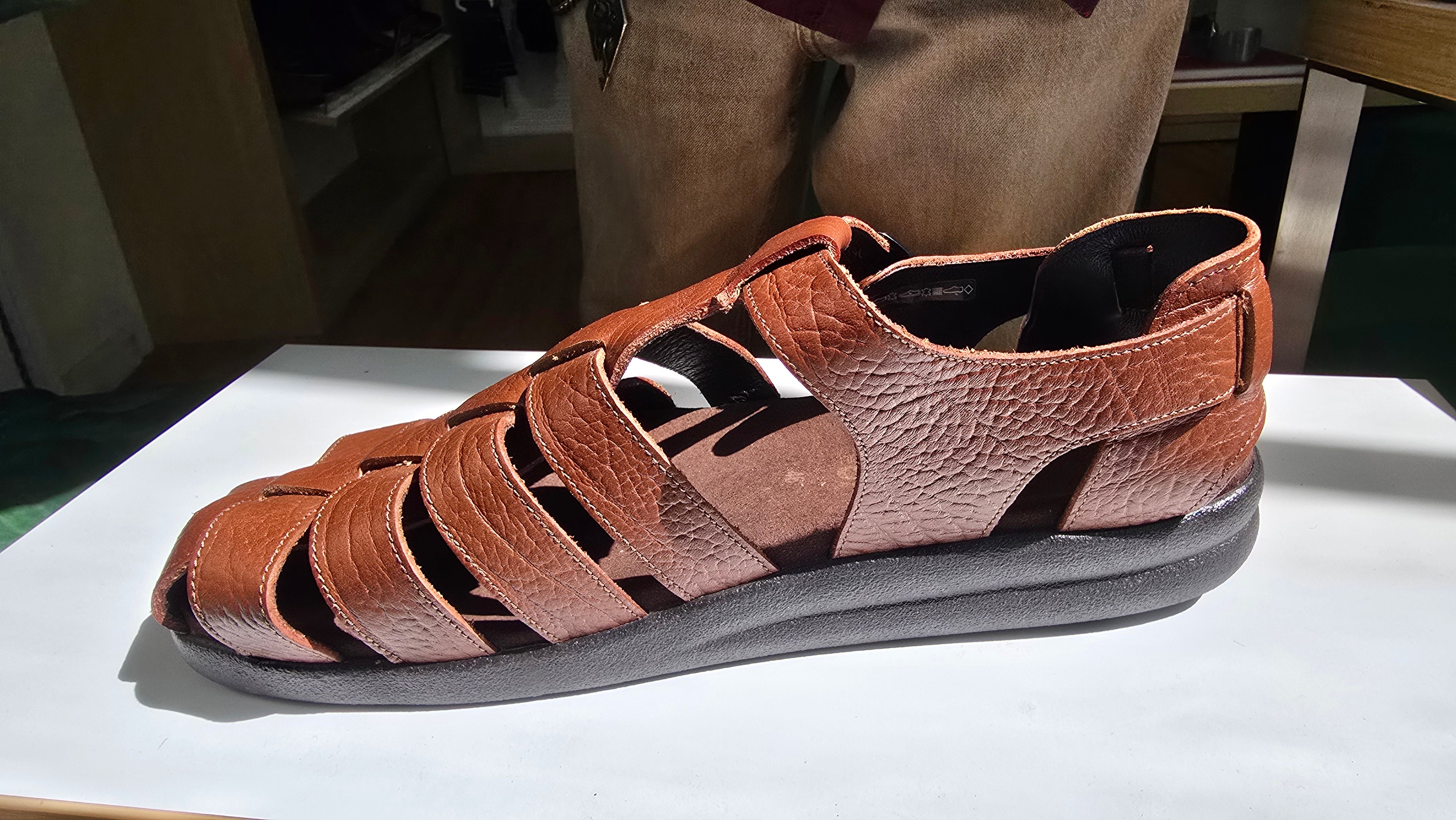 Men's Sample Second Sam Desert Tan size 12