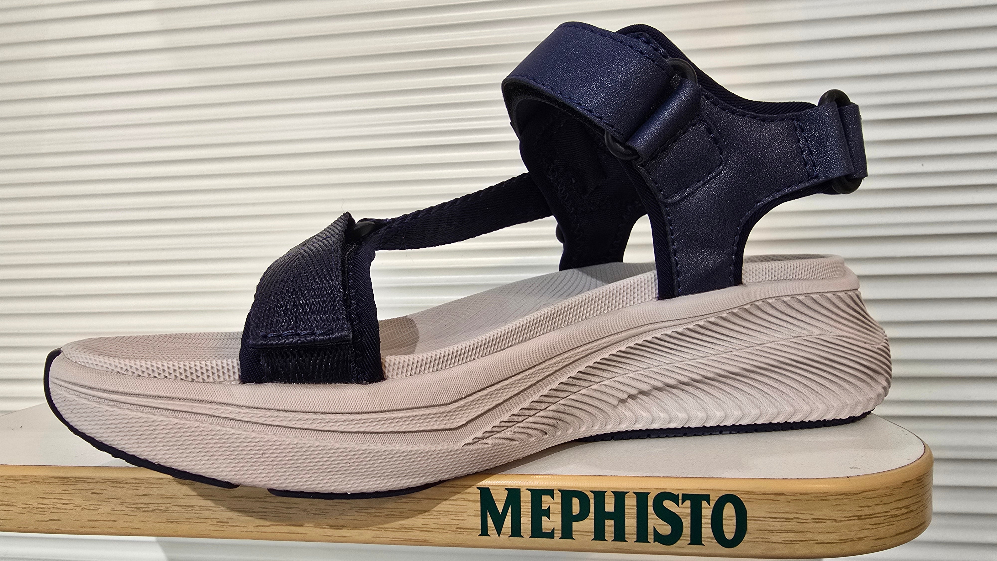 Women's Sample Allrounder 783 Far Away size 7