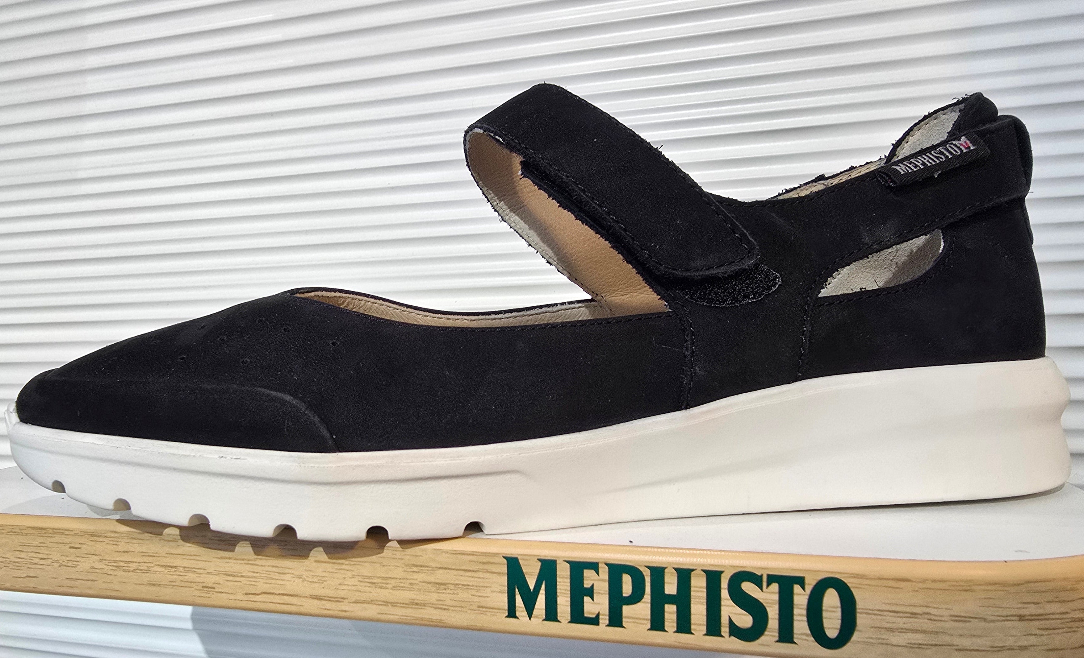 Women's Sample 122 Marsia Black Size 7.5