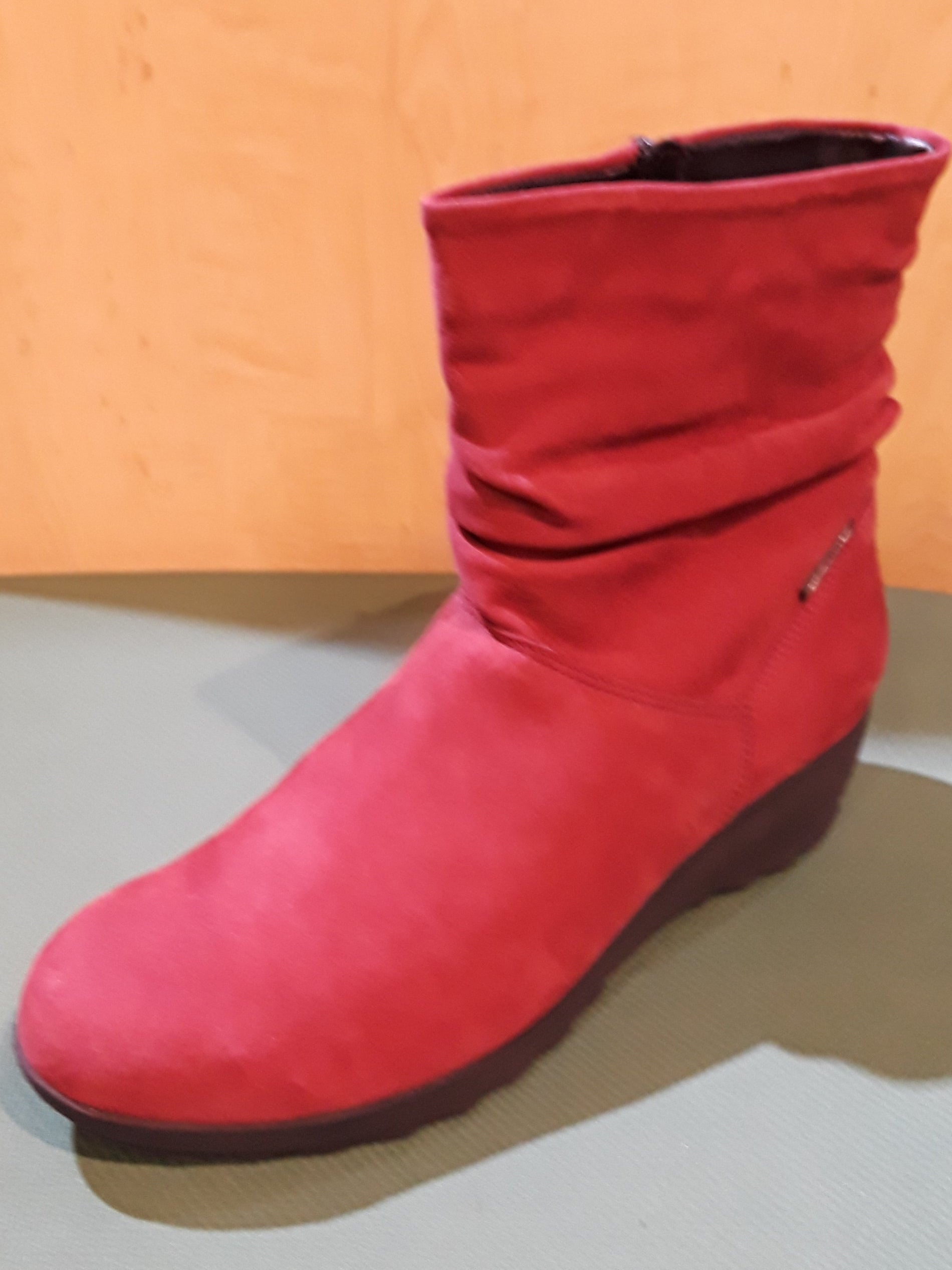 Women's Sample #1333